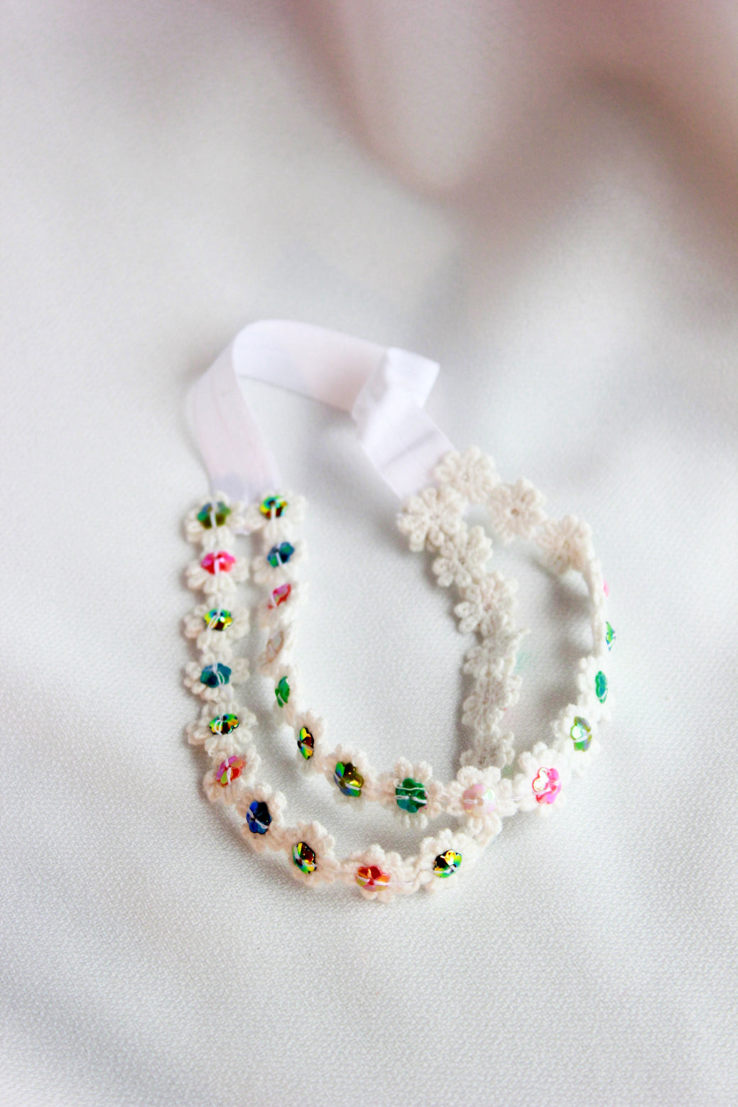 Choko Pearl Flower Detailing Headband - White