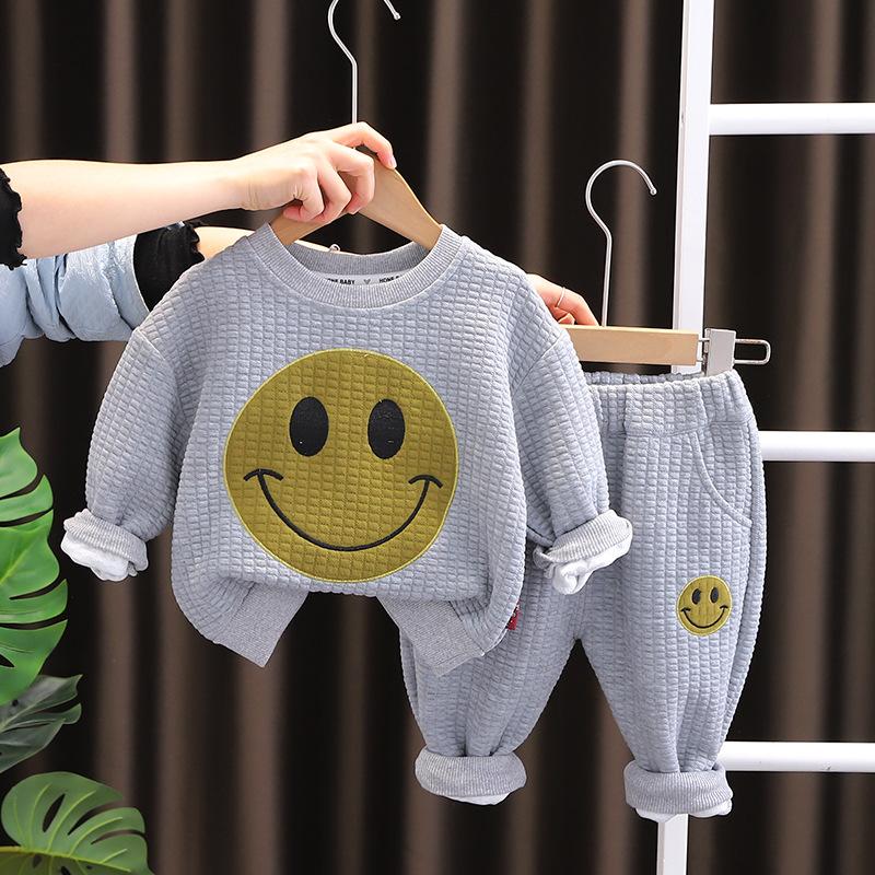 Sweatshirt, Trackpants