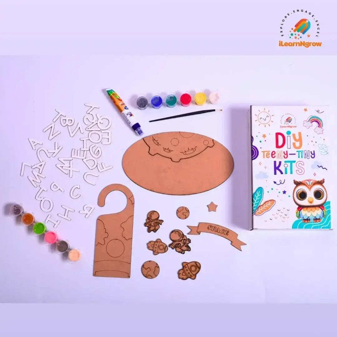 Teeny Tiny Space & Animal Craft Bundle for Kids – Door Handle Name Plate & Animal Painting Kit