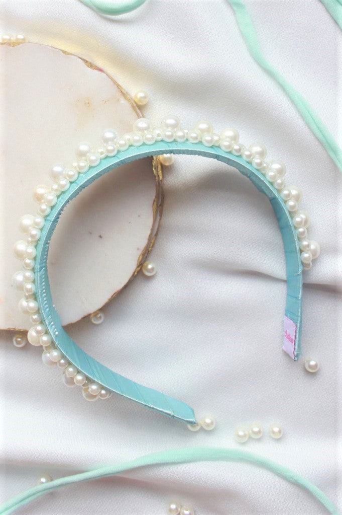 Choko Queen’s Glory Statement Pearl Hair Band - Sky Blue