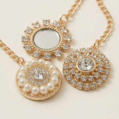 Choko Royal Radiance Maang Tikka Set for Girls (Pack of 3) - Gold-Toned Pearl & Stone Design