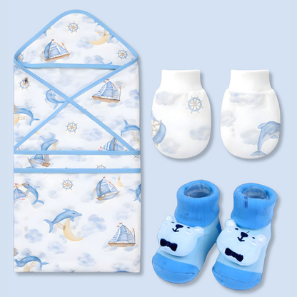 21 pcs Nautical Wooden Treasure Chest Gift hamper for a newborn baby, Giftset for a baby, 0-12 months