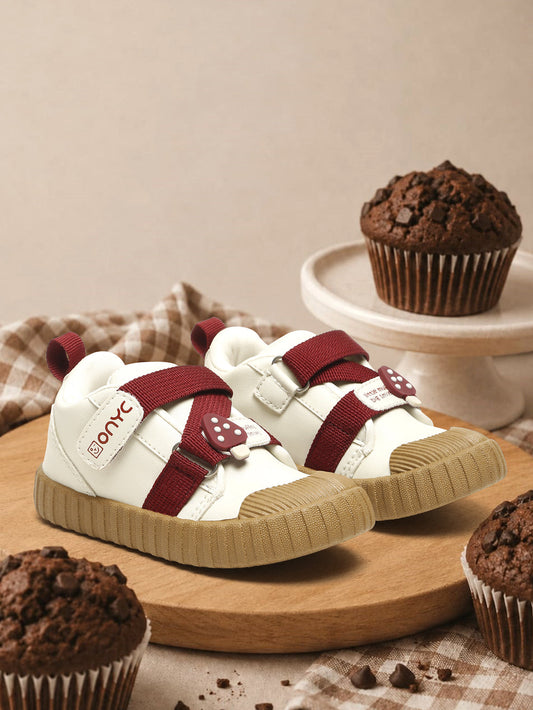 Red-Velvet Muffin Sneakers - White