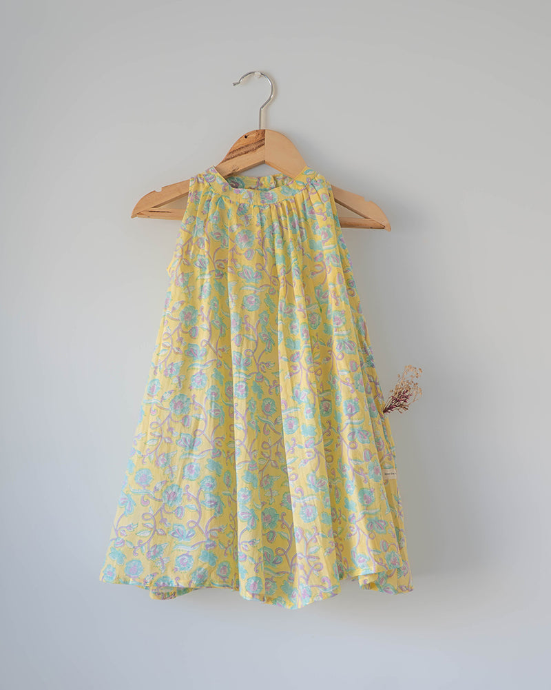 Kin dress in lemon butterfly