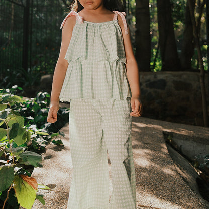 Wander co-ord Set in sage green rhombus