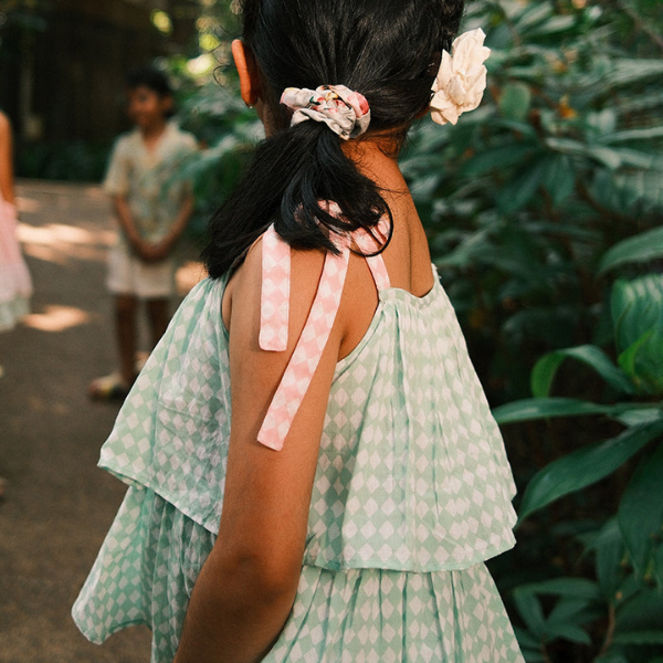 Wander co-ord Set in sage green rhombus