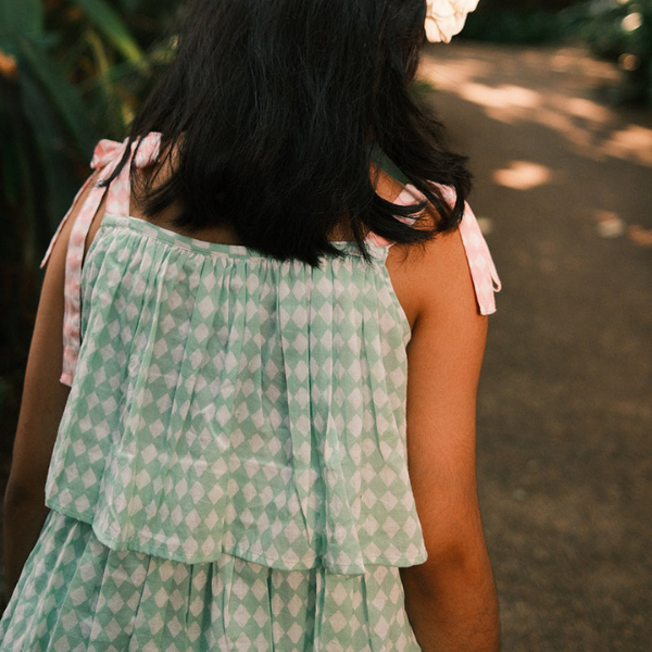 Wander co-ord Set in sage green rhombus