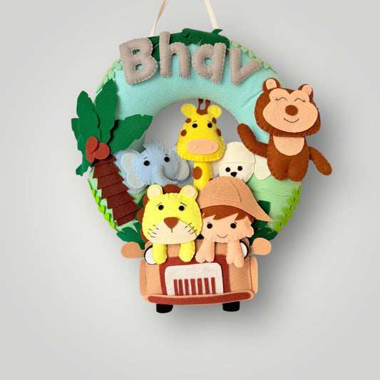 Jeep w Animals Loop Wall Hanging for kids