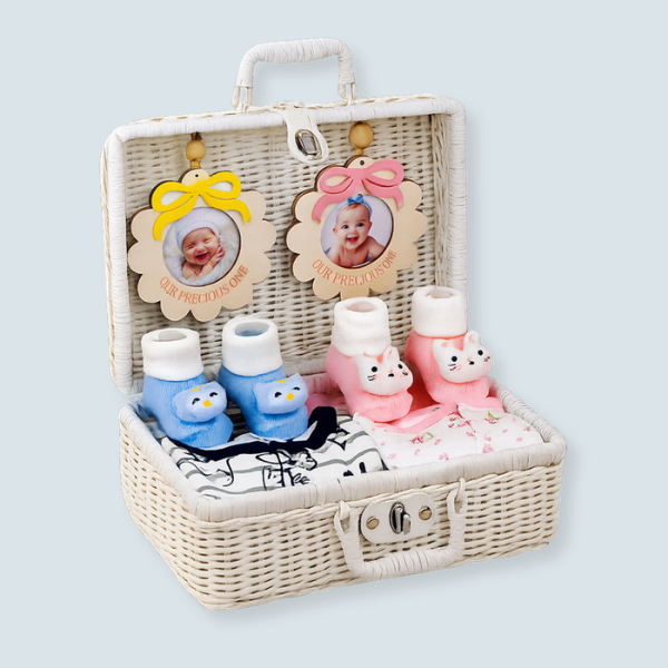 25 pcs, Twin Boy & Girl White cane basket themed Newborn Baby Boy, All Season wear,Gift Hamper set, 0-6 months