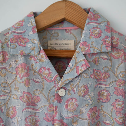 Cloud drift shirt in sky blue butterfly