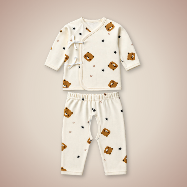 22 pcs small Bear Hamper for Newborn Baby Boy/ Baby Girl, All season wear hamper with Giraffe travel Suitcase, 0-12 months