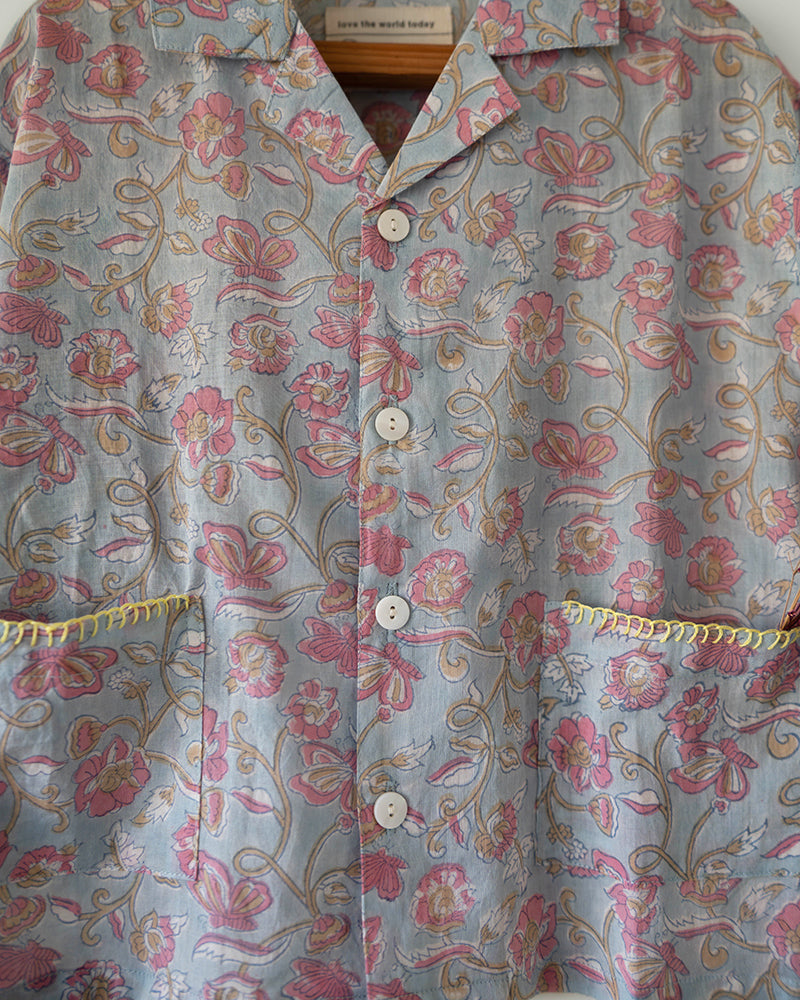 Cloud drift shirt in sky blue butterfly