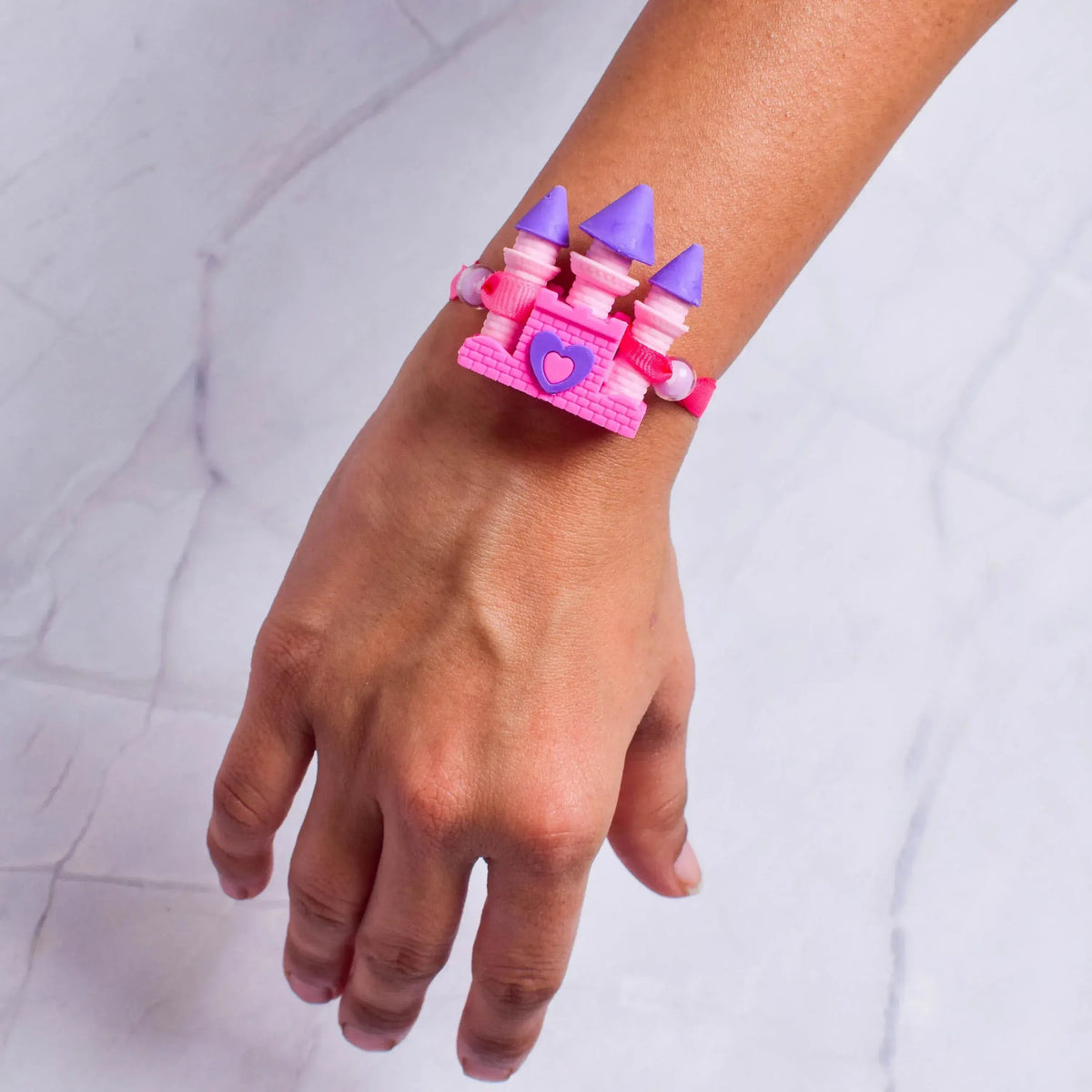 iLearnNGrow Castle Rakhi – Cute Castle‑Themed Kids Rakhi
