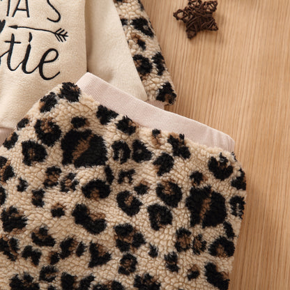 Baby Girl Trendy Leopard Print Full Fleece Set Captioned “ Mamas Bestie”