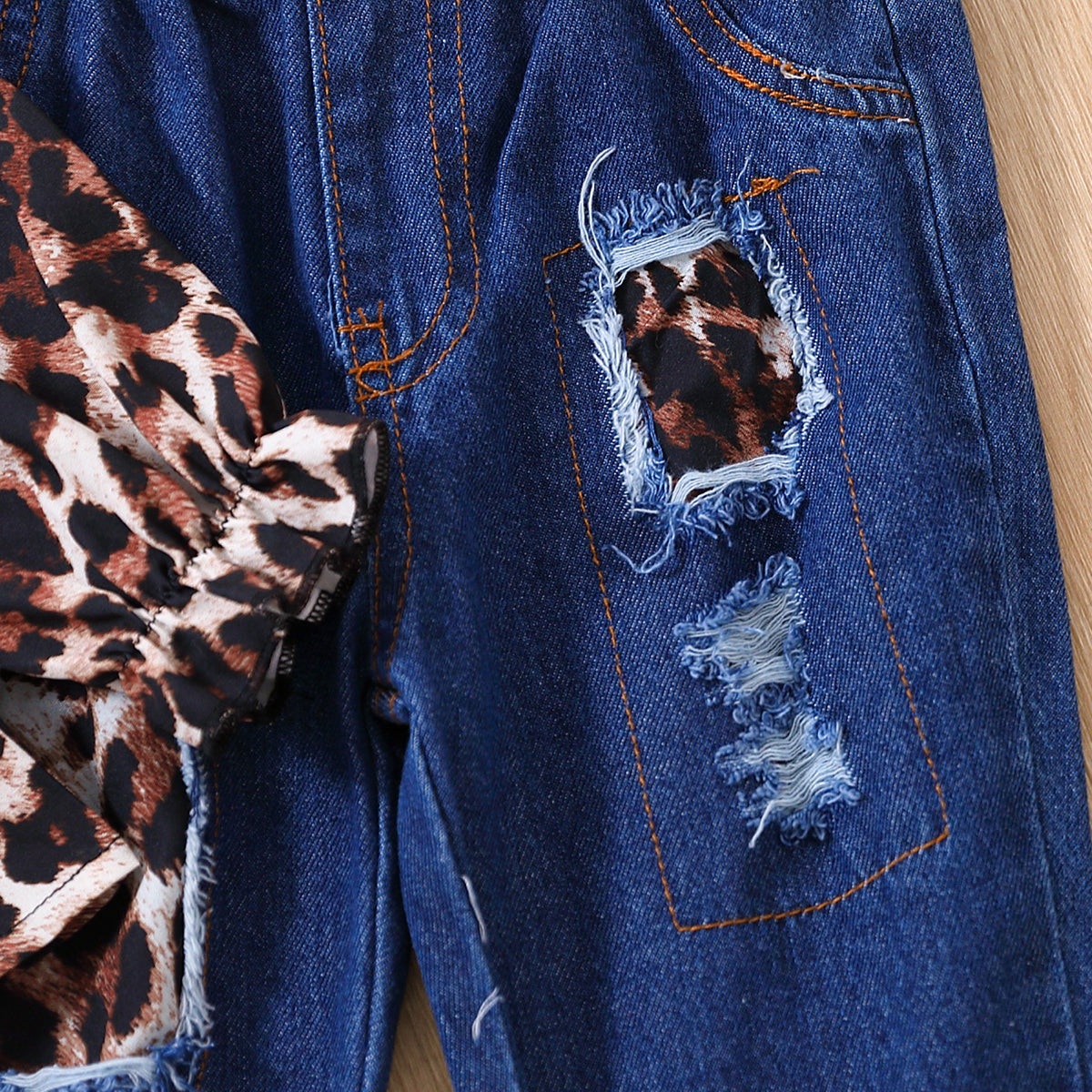 Toddler girl 2pc leopard top with flared jeans set Brown for kids