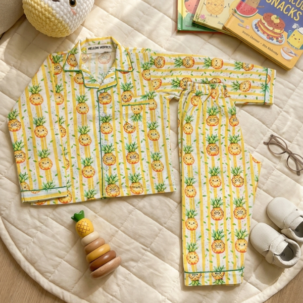 Pineapple Peekaboo Full Sleeves Nightsuit