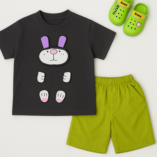 Cute cat Embossed T-Shirt and Green Shorts Set
