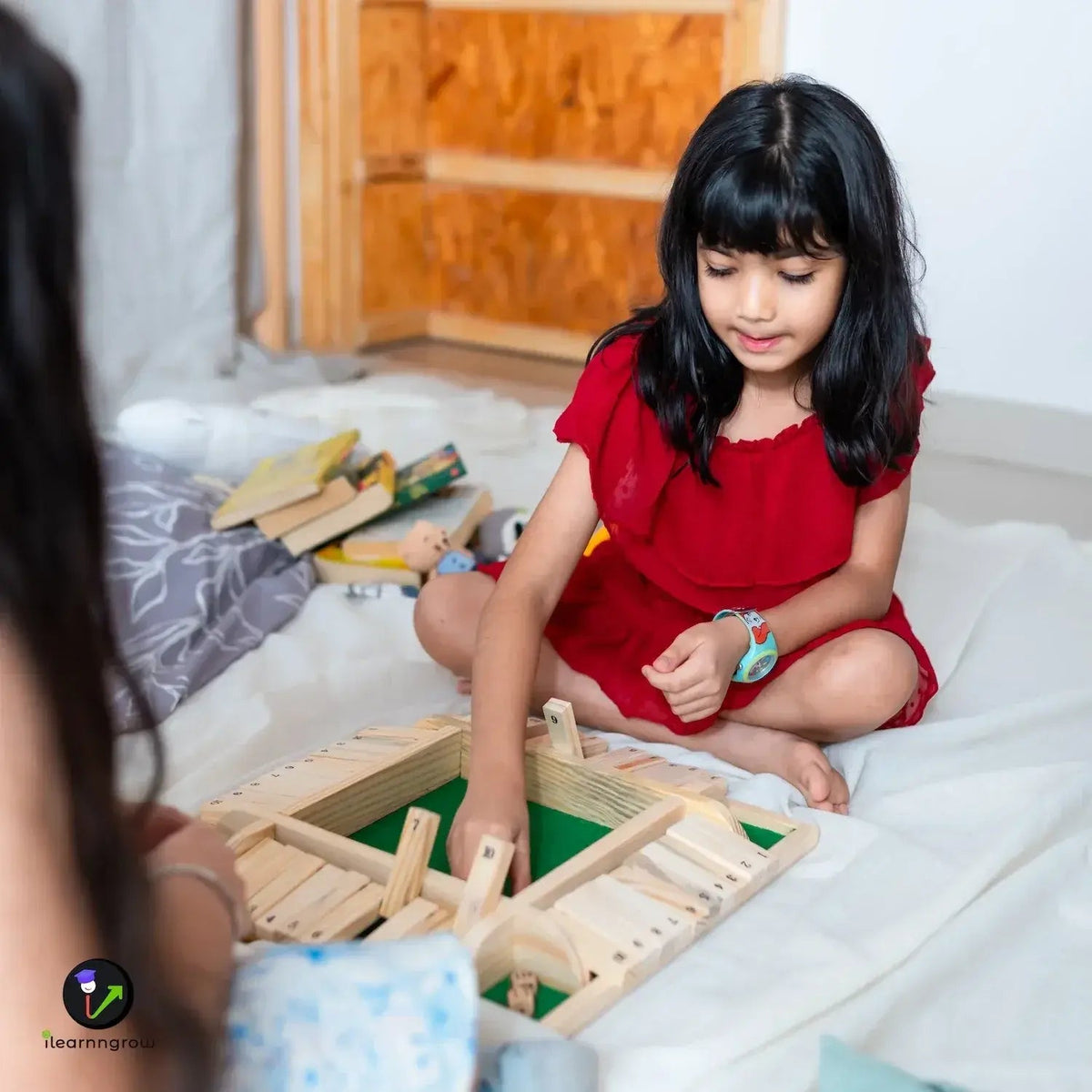 iLearnNGrow Shut The Box – Classic Wooden Shut the Box Dice Game