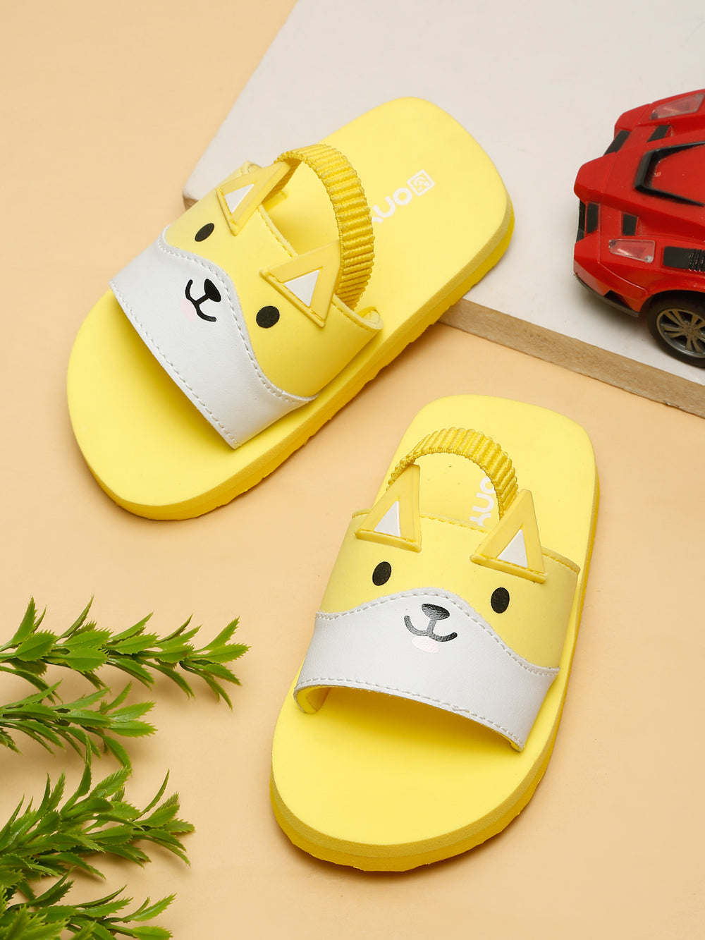 Premium Kitty Artistic Sliders - Yellow