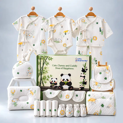 21 pcs White Safari Animals Newborn Baby Girl/Boy Gift Box – All-Season Gift Hamper(0–6 Months)